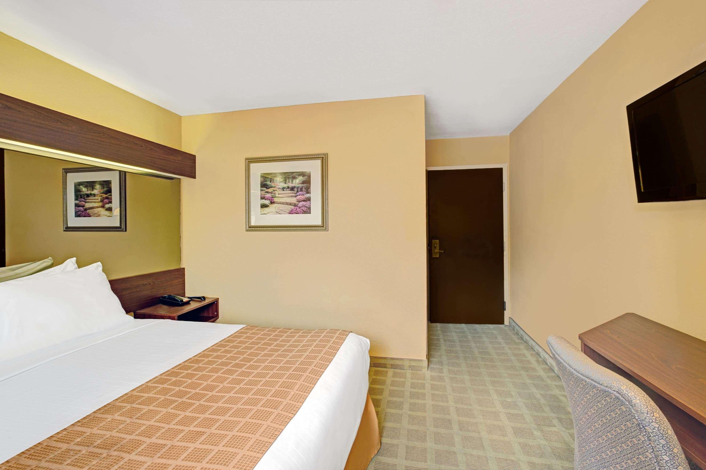 Microtel Inn By Wyndham Lake Norman Cornelius Εξωτερικό φωτογραφία