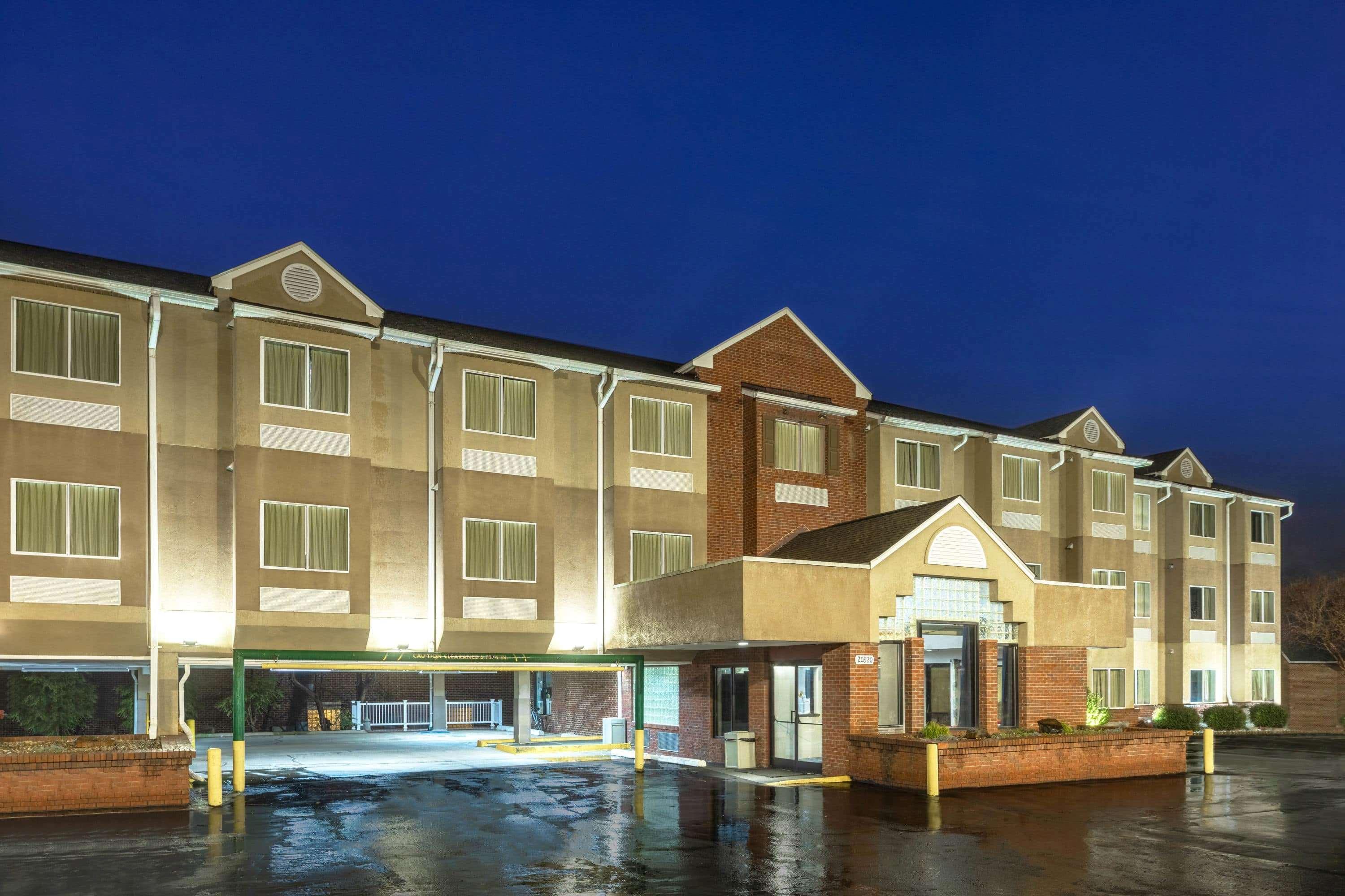 Microtel Inn By Wyndham Lake Norman Cornelius Εξωτερικό φωτογραφία