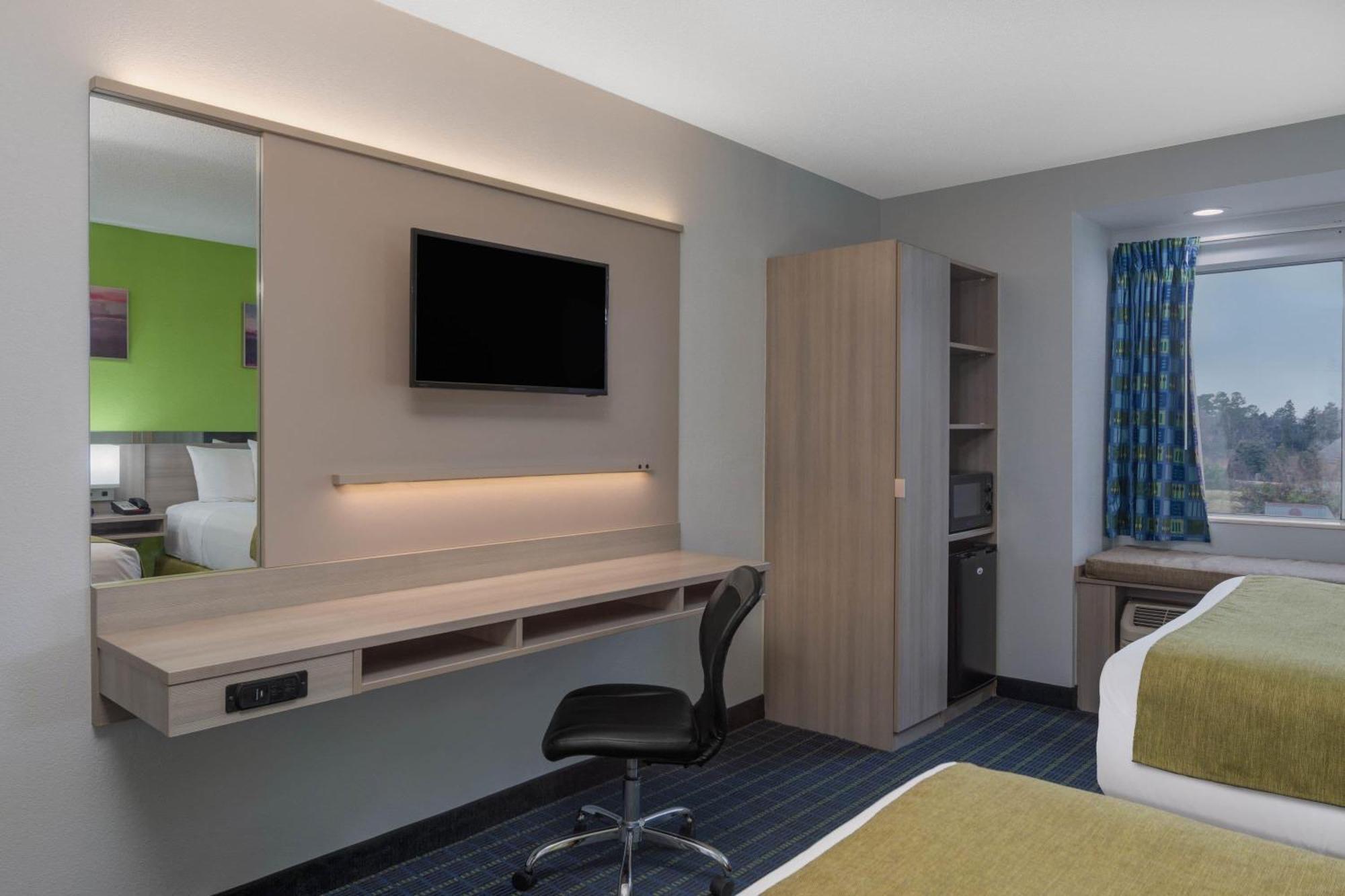 Microtel Inn By Wyndham Lake Norman Cornelius Εξωτερικό φωτογραφία